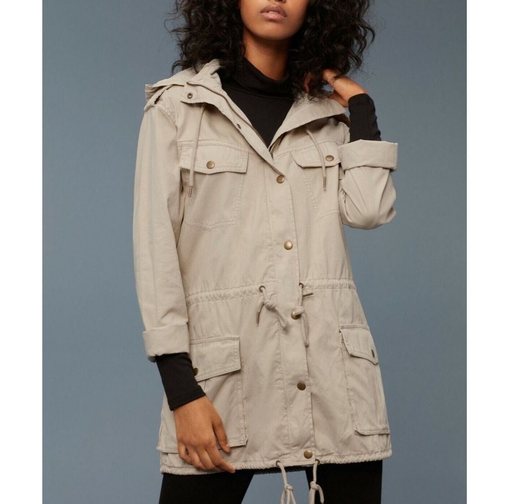 Aritzia Talula Trooper Khaki Utility Army Jacket with Hood